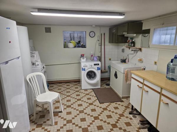 Quartier résidentiel des hauts d'Allonnes, Pavillon 124 m² 3 ch + bureau, sur parc arboré au calme