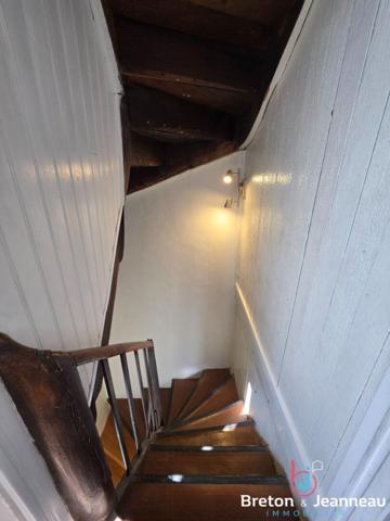 Maison de bourg à proximité de LASSAY-LES-CHÂTEAUX