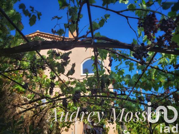 Maison à vendre 5 pièces 115 m² Le Revest-les-Eaux