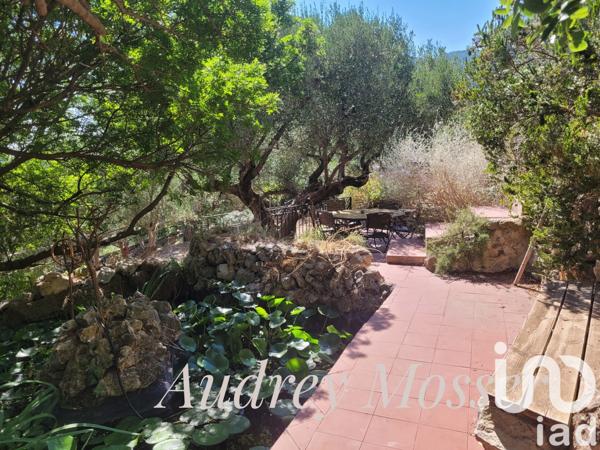 Maison à vendre 5 pièces 115 m² Le Revest-les-Eaux