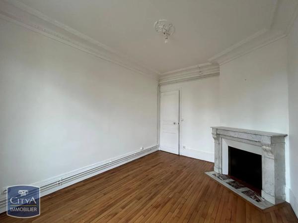 Appartement à louer 3 pièces 56.01m² Ivry-sur-Seine (94205)