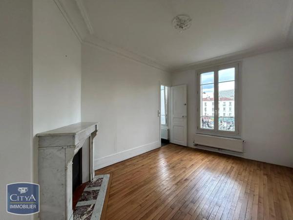 Appartement à louer 3 pièces 56.01m² Ivry-sur-Seine (94205)