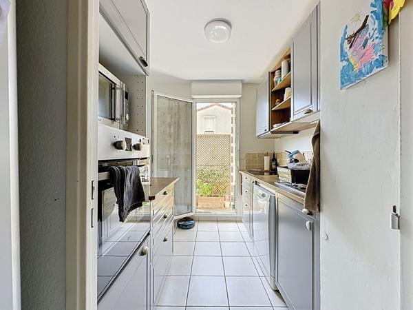 13014 Marseille Appartement Marseille 3 pièce(s) 61 m2,Terrasse, 2  place PKG, Cave
