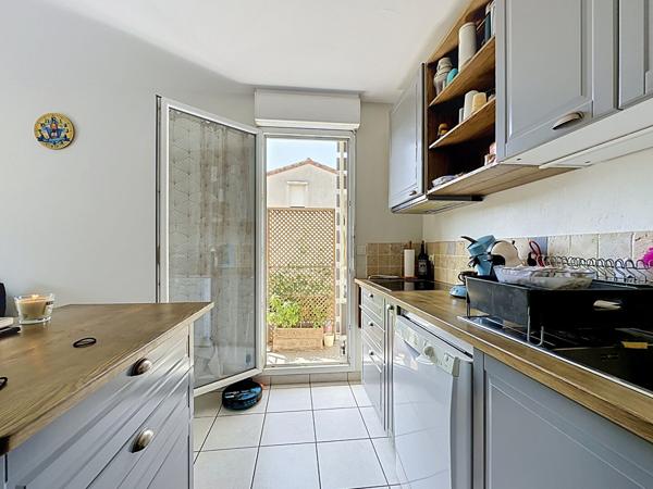 13014 Marseille Appartement Marseille 3 pièce(s) 61 m2,Terrasse, 2  place PKG, Cave