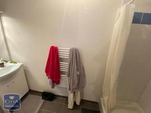 Appartement à louer 1 pièce 28.38m² Tours (37200)