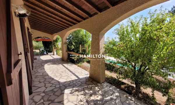 Villa de caractère avec piscine et vue exceptionnelle sur Cordes-sur-Ciel Cordes sur ciel