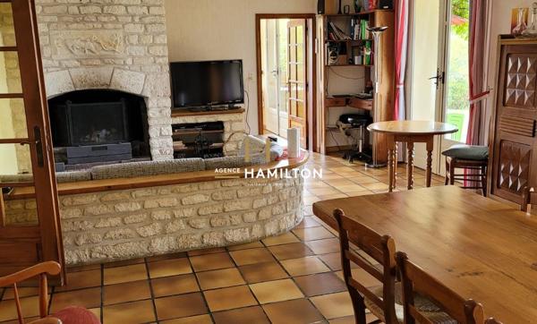 Villa de caractère avec piscine et vue exceptionnelle sur Cordes-sur-Ciel Cordes sur ciel