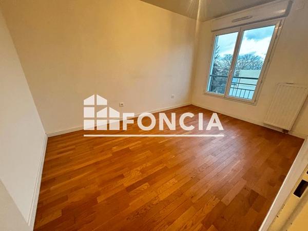 Location Appartement 3 pièces 67.62 m² - 84 AVENUE DE LA DIVISION LECLERC Chatenay Malabry 92290