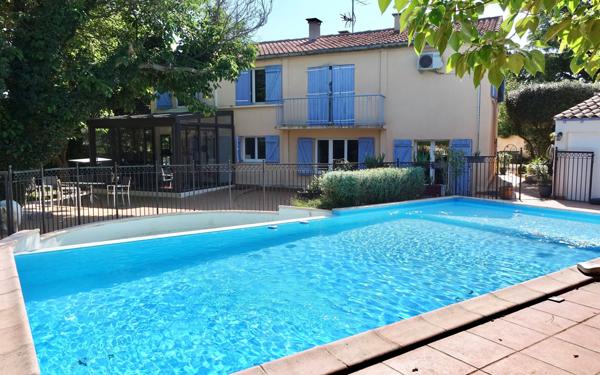 Maison à vendre    7 pièces • 180 m2 Bouillargues