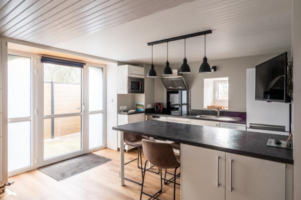 Maison à vendre |  Plouhinec |  4 pièces | 245 m²