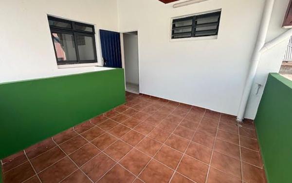 Appartement à louer    3 pièces •  Le Moule