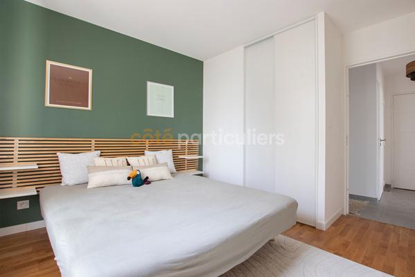 Location
                Appartement76 m² - 4 Pièces -
                    CESSY (1170)