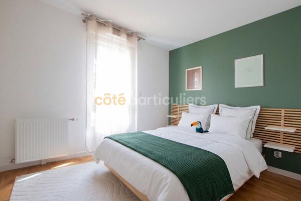 Location
                Appartement76 m² - 4 Pièces -
                    CESSY (1170)