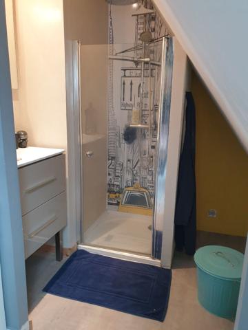 Longère de plain pied de vie avec hectare de terrain