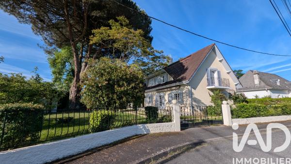 Maison à vendre 7 pièces 133 m² Lons