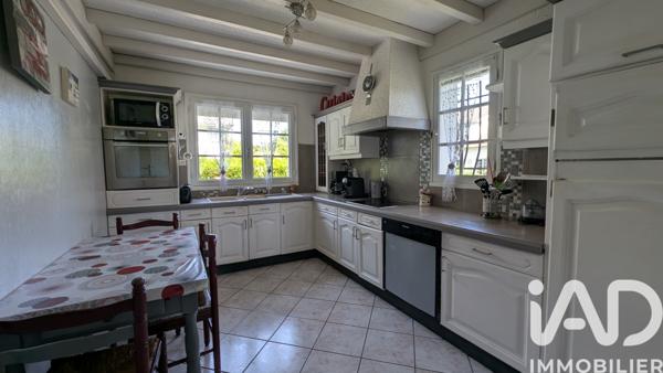 Maison à vendre 7 pièces 133 m² Lons