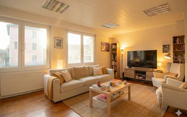 Appartement à vendre    3 pièces • 87,47 m2 Bizanos