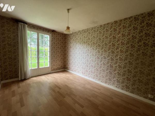 Une maison d'habitation à Ploneour Lanvern