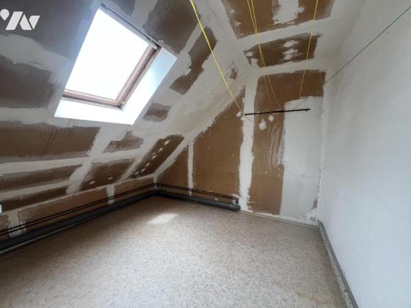 Une maison d'habitation à Ploneour Lanvern