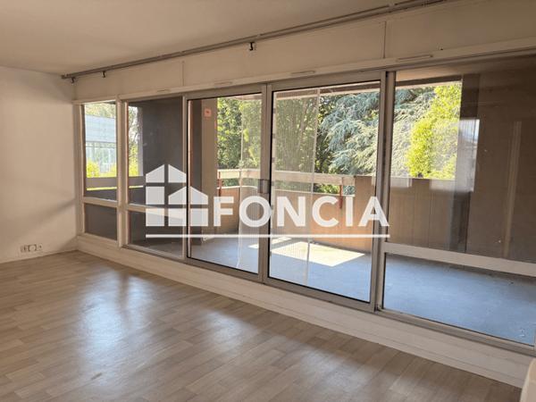 Location Appartement 3 pièces 70.5 m² - 8 RUE JEAN ROSTAND Tarbes 65000