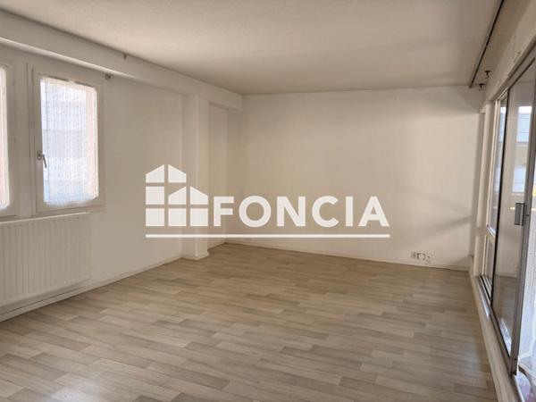 Location Appartement 3 pièces 70.5 m² - 8 RUE JEAN ROSTAND Tarbes 65000