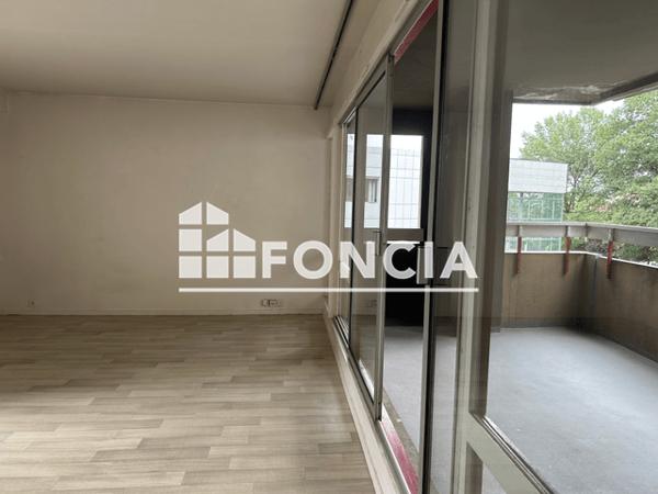 Location Appartement 3 pièces 70.5 m² - 8 RUE JEAN ROSTAND Tarbes 65000