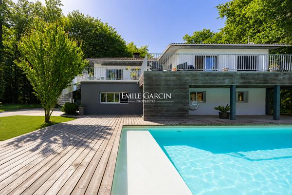 A vendre - Latresne - Maison - Piscine - garage - grand terrain