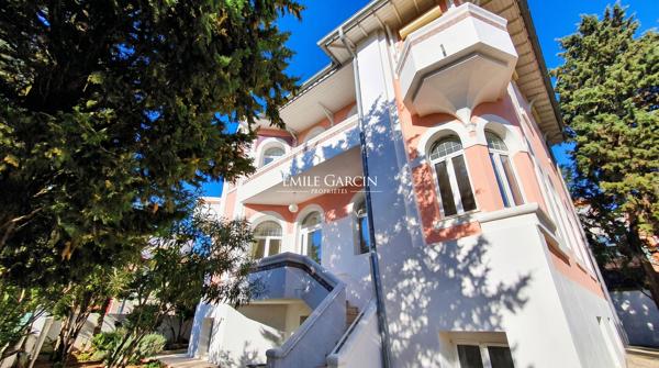 À vendre - Marseille 8ème (13008) Carré d'Or | Maison Art Déco avec piscine - Bien divisible en 3 appartements - 270m²
