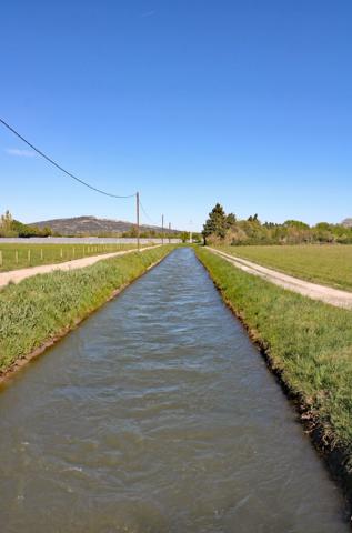 A vendre - Eyguières - Domaine agricole à restaurer