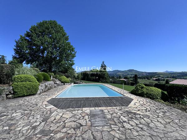 A vendre - Maison - Souraïde - avec piscine et vues montagnes