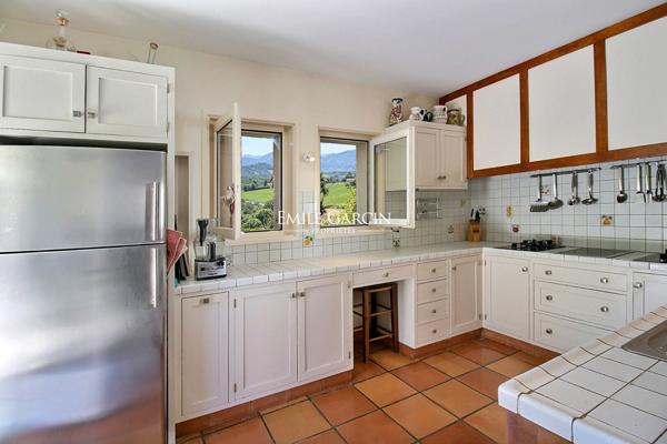 A vendre - Maison - Souraïde - avec piscine et vues montagnes