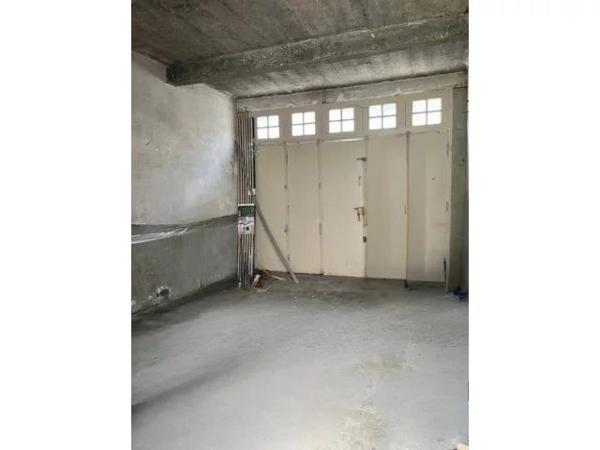 Appartement avec charme de l'ancien à finir de rénover