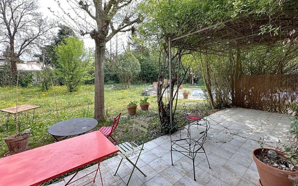 Maison à vendre    6 pièces • 225 m2 Montfavet - Avignon