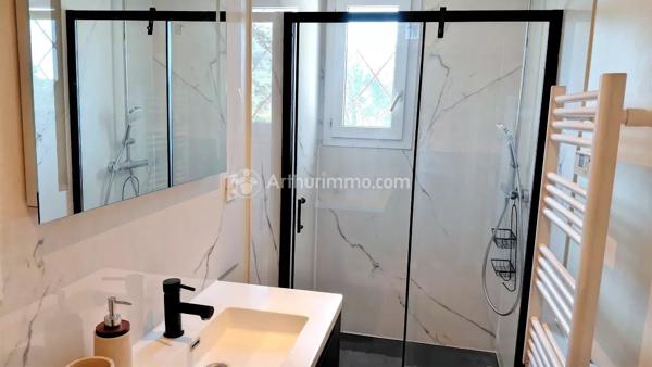 Vente                                                      Propriété
                        
                     7 pièces                      187 m2                     à Mazamet