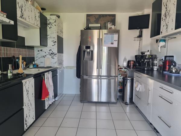Maison
                                                                                                                                                                                                                                                                                                                        5 pièce(s)                                                                                                                                                                                                          3 chambre(s)                                                                                                                                                                                                          92.83  m²