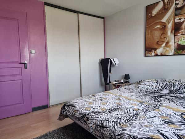 Maison
                                                                                                                                                                                                                                                                                                                        5 pièce(s)                                                                                                                                                                                                          3 chambre(s)                                                                                                                                                                                                          92.83  m²