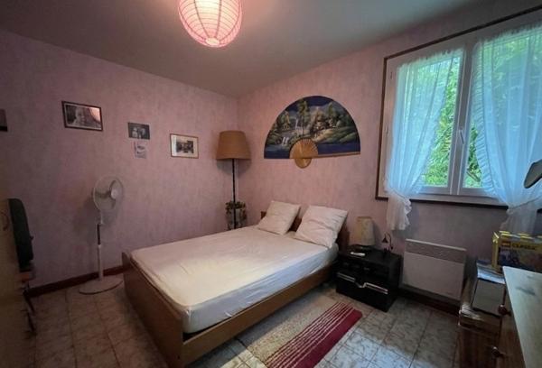 Maison à vendre |  Saint-Aulaye |  4 pièces | 100 m²