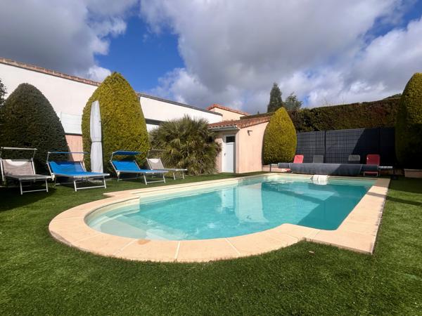 MAISON TYPE 6 Poitiers (86000)