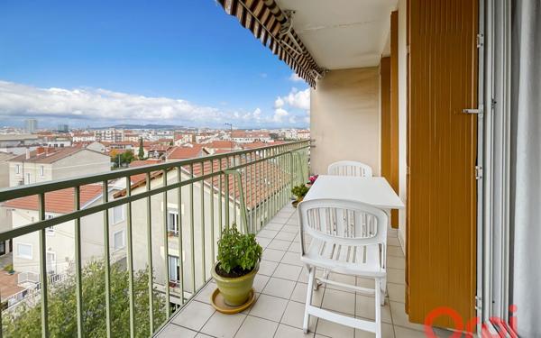 Appartement à vendre    3 pièces • 71,24 m2 Lyon 3