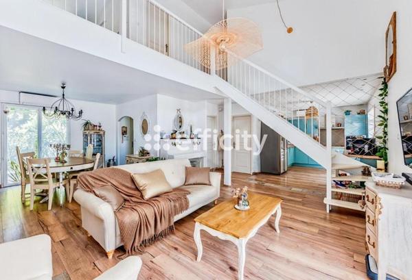 Maison
         14 pièces
        - 280 m² Bien prestige 1 195 000 € *
