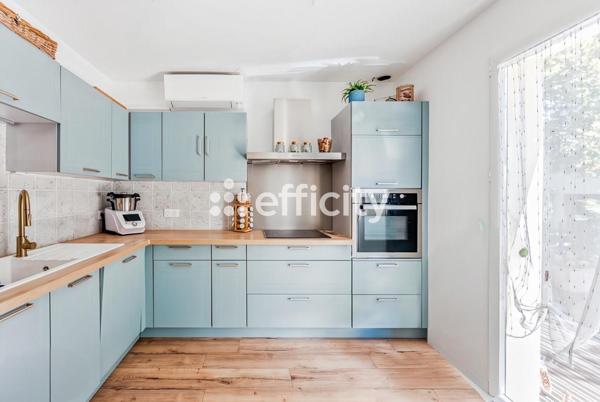 Maison
         14 pièces
        - 280 m² Bien prestige 1 195 000 € *