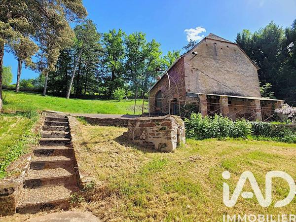 Maison à vendre 11 pièces 318 m² Saint-Pantaléon-de-Larche