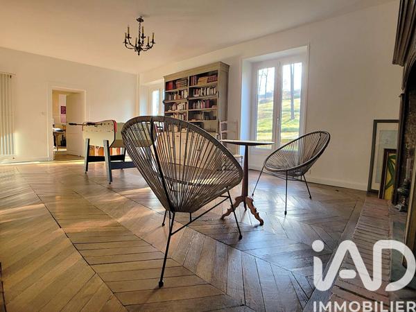 Maison à vendre 11 pièces 318 m² Saint-Pantaléon-de-Larche
