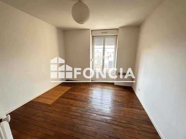Location Appartement 2 pièces 35 m² - 43 RUE DUBOIS CRANCE Charleville Mezieres 08000