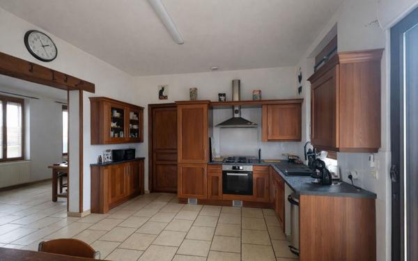 Maison à vendre    4 pièces •  Beautor