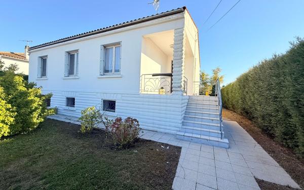 Maison à vendre    5 pièces •  Surgères