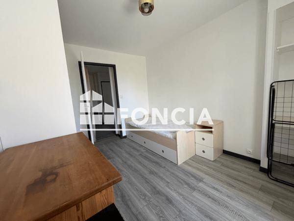 Location Studio 28 m² - 49 RUE DE LA LIBERTE Fontaine 38600