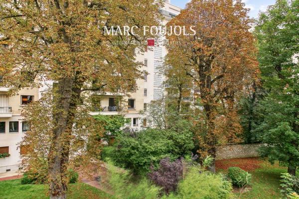 Paris XVI Flandrin – Henri Martin duplex avec balcon.