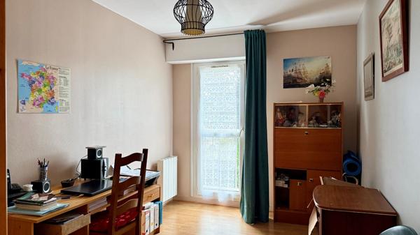 Appartement 5 pièces – 99 m² environ à Saint-Malo (ref : 41406)