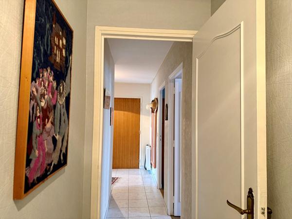 Appartement 5 pièces – 99 m² environ à Saint-Malo (ref : 41406)